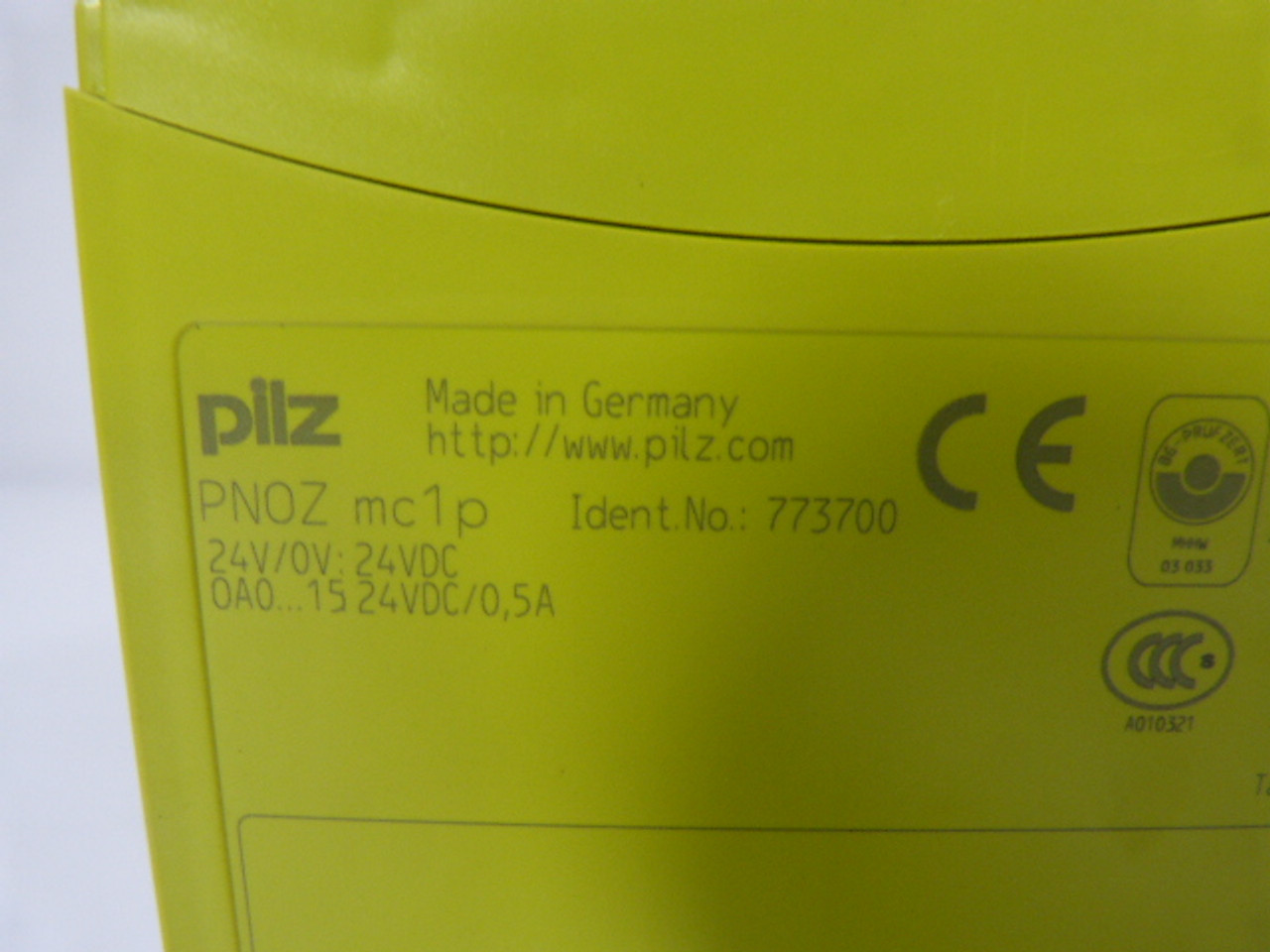 PILZ PNOZ-MC1P 773700 Auxiliary Module without Connectors 24VDC USED