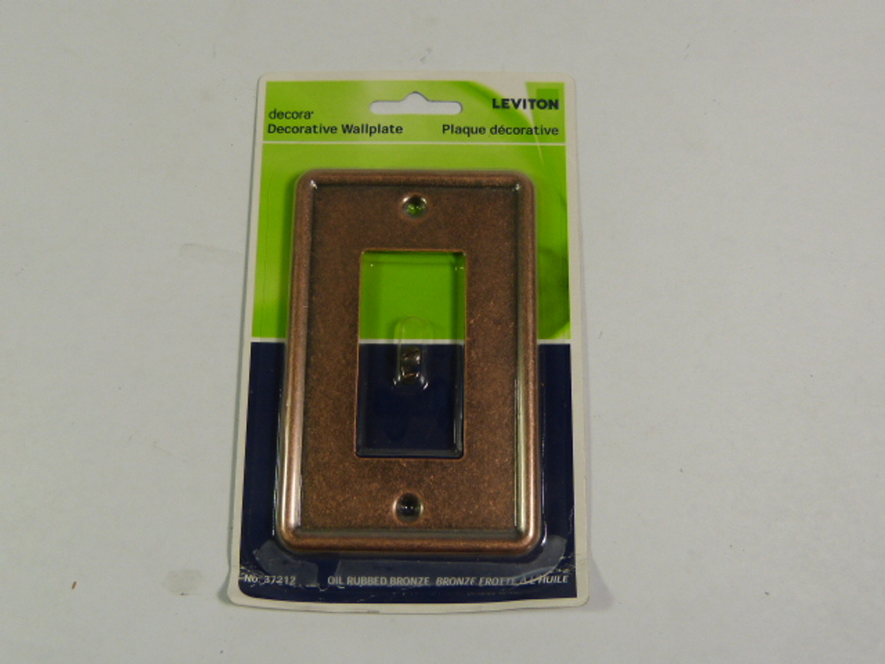 Leviton 37212-ACO Bronze Decorative Wallplate *Package Damage* NEW