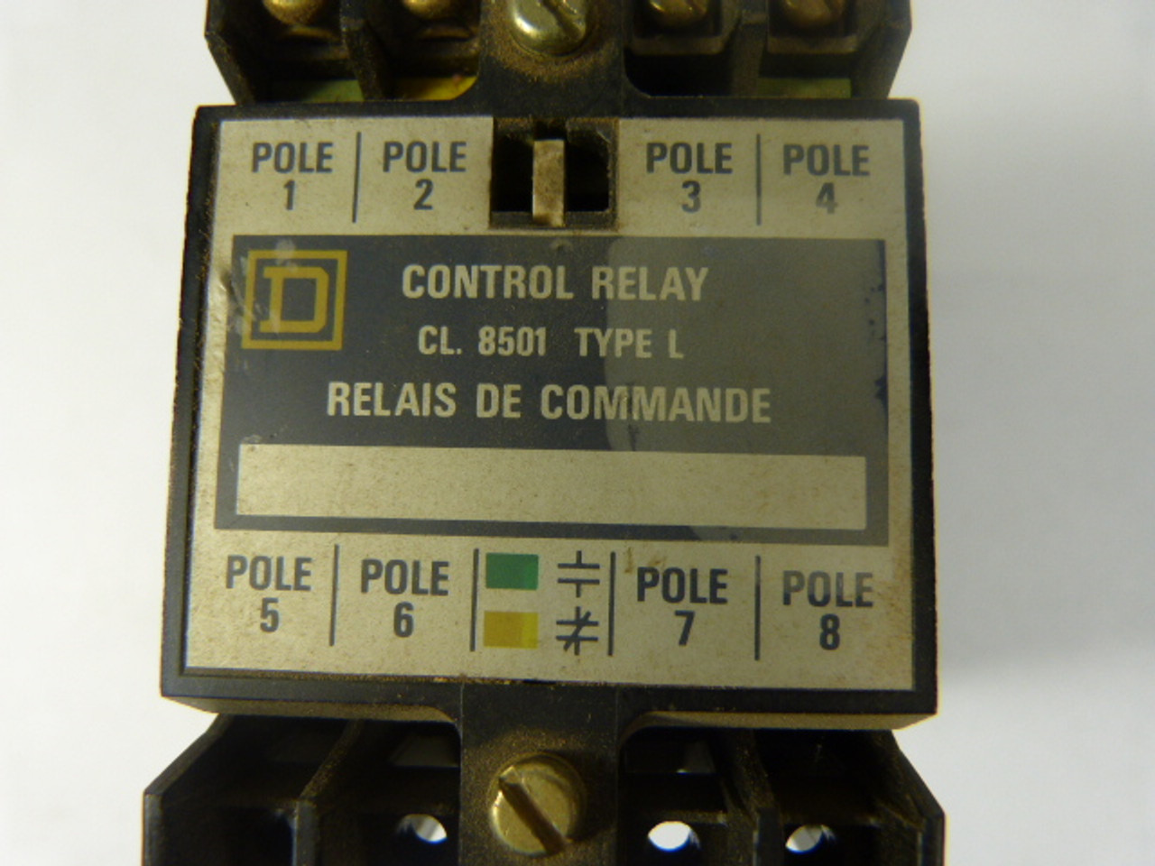 Square D 8501-L020-V02 Control Relay 8Pole 110/120V Coil USED