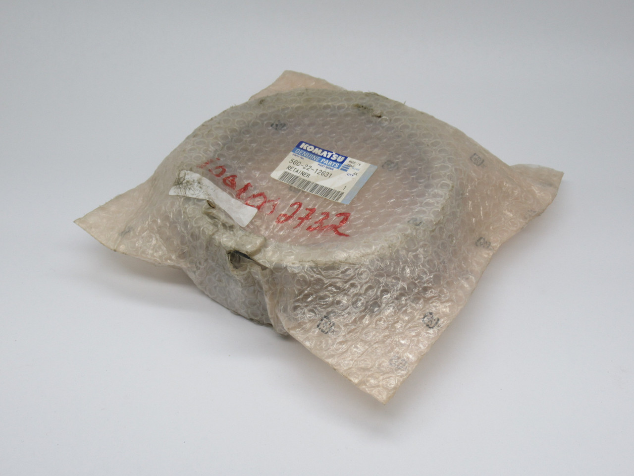 Komatsu 56C-22-12631 Retainer RIPPED BAG ! NWB !