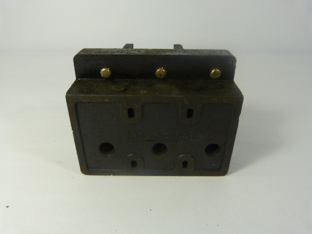 Square D C30015-006 Fuse Holder 30A 600V 3P SHELF WEAR USED