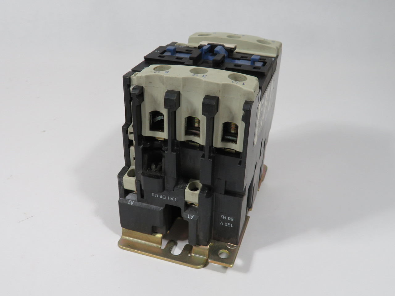 Telemecanique LC1D4011G6 Contactor 3P 120V 60Hz USED
