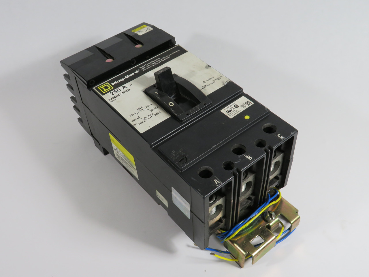 Square D KA3625032M1212 Circuit Breaker 250Amps 600V 3-Pole *Cosmetic Dmg* USED