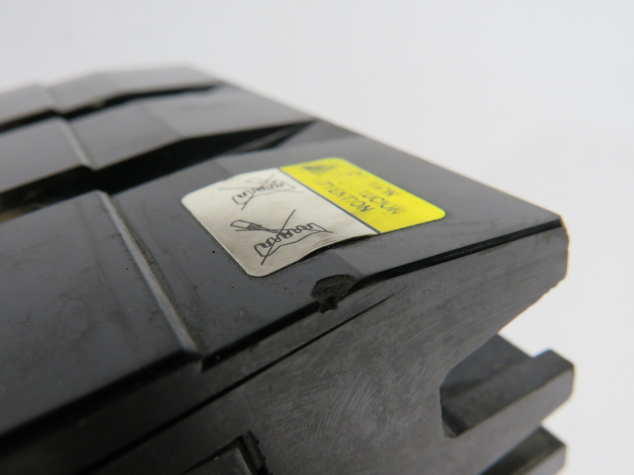 Square D KA3625032M1212 Circuit Breaker 250Amps 600V 3-Pole *Cosmetic Dmg* USED