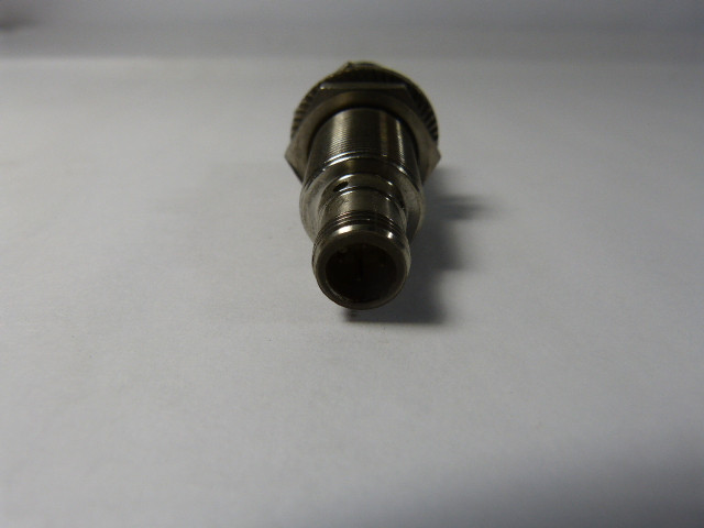 Turck BI8-EM8HE-AP6X-H1141/S1589 Proximity Sensor *Dents on Barrel* USED