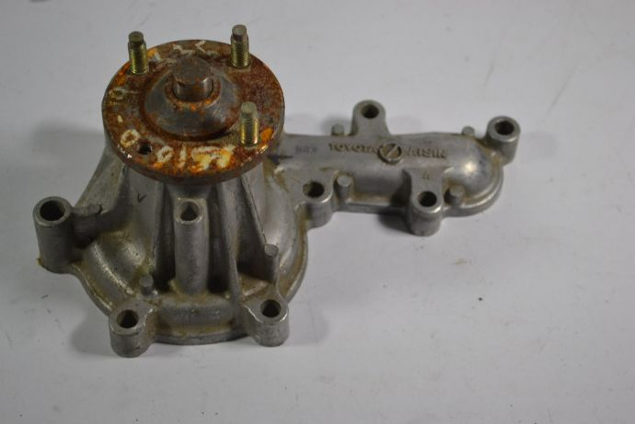 Toyota 15100-19235 Oil Pump USED