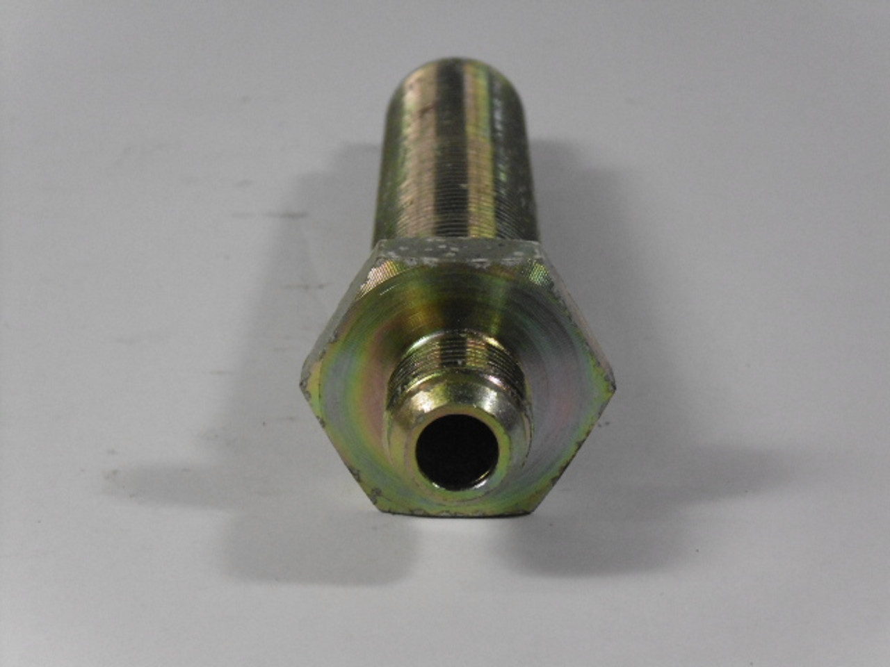 Generic 16254078 Bulkhead Fitting USED