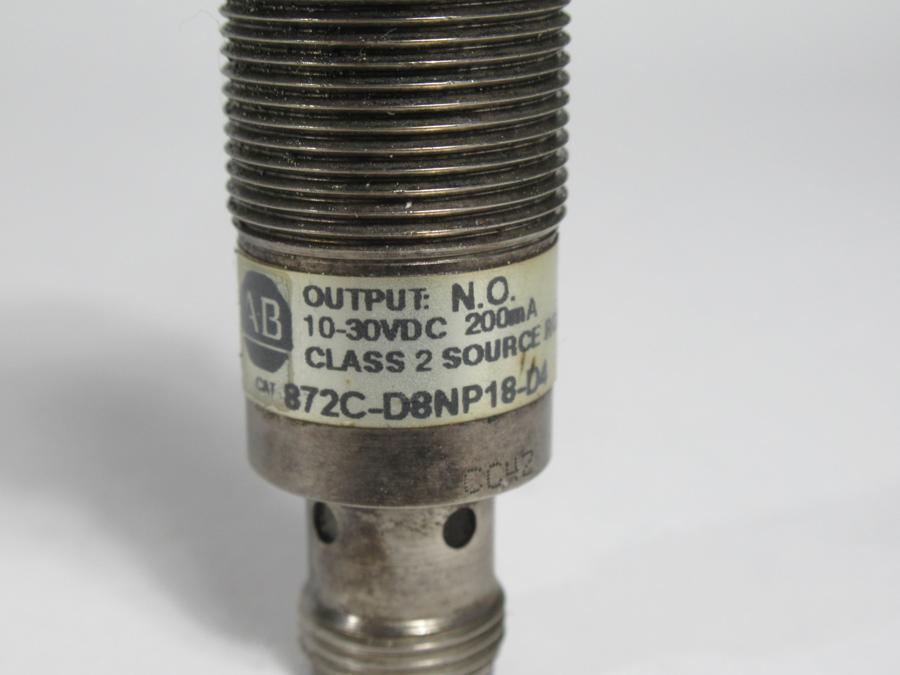 Allen-Bradley 872C-D8NP18-D4 Proximity Sensor 10-30VDC 200mA 8mm USED