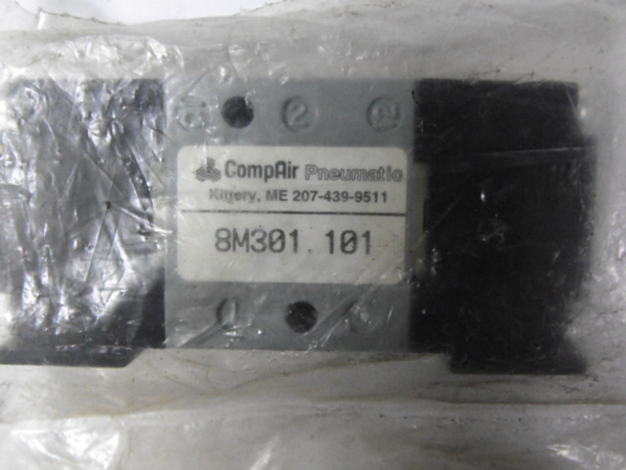 Compair 8M301.101 8M301-101 1/8 3 Way Non-Lube Valve ! NWB !