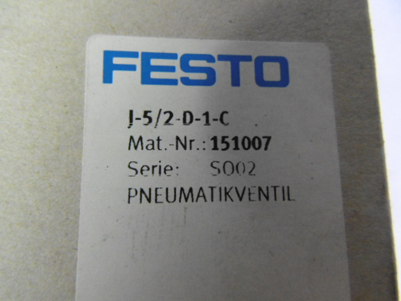 Festo 151007 J-5/2-D-1-C Pneumatic Valve ! NEW !