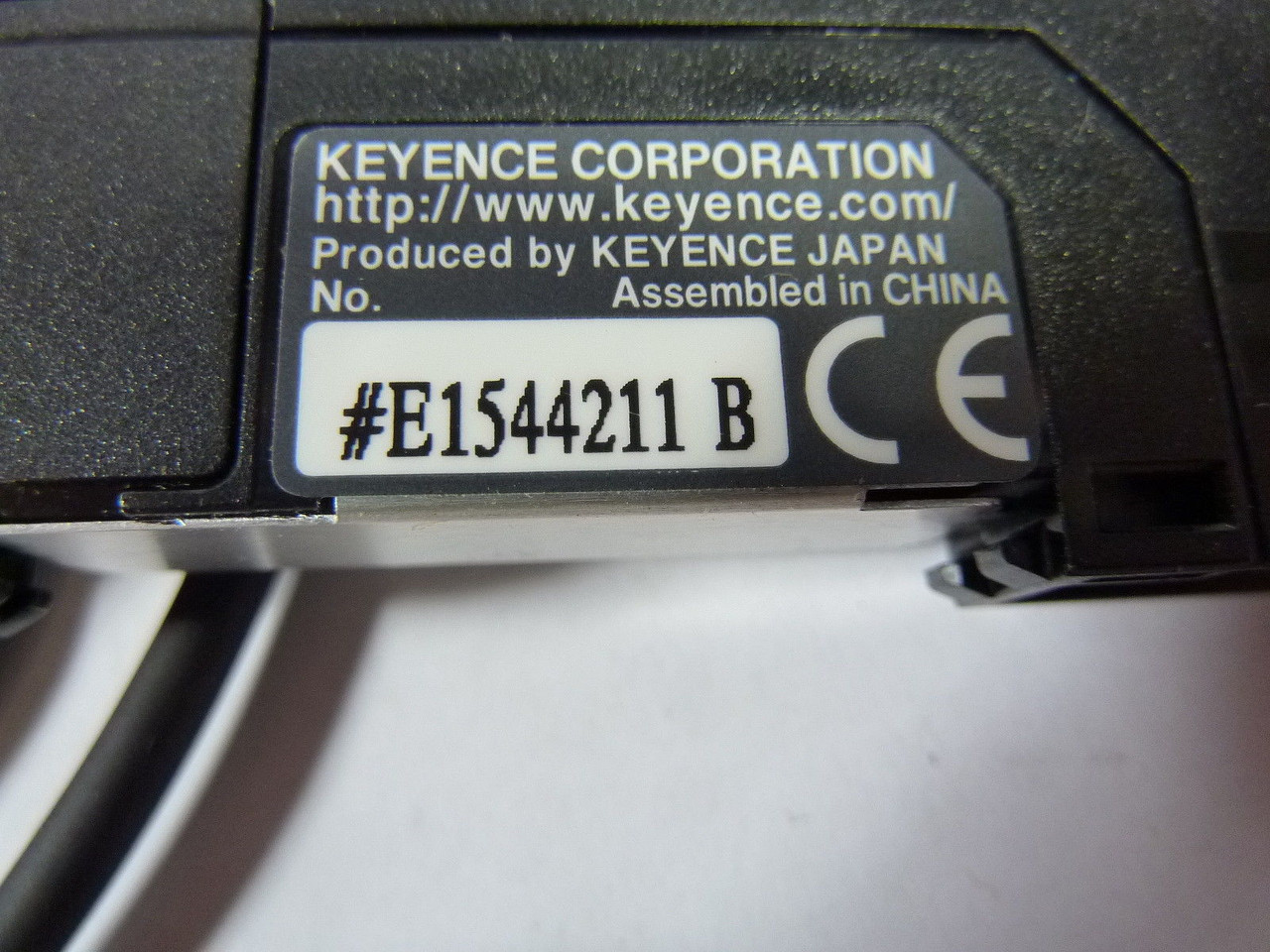 Keyence E1544211 Fiber Optic Sensor 12-24V USED