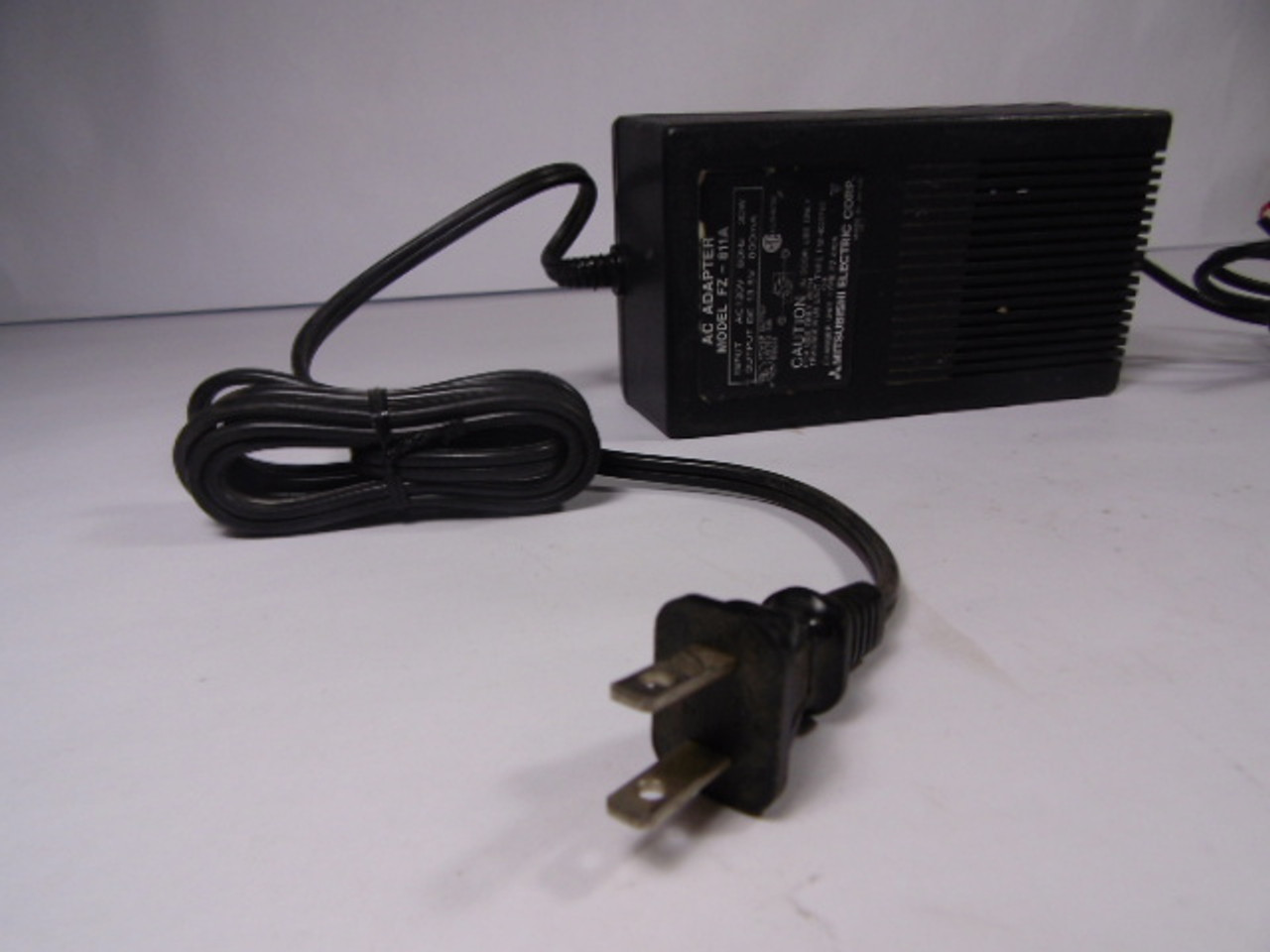 Mitsubishi FZ-811A AC Power Adapter USED