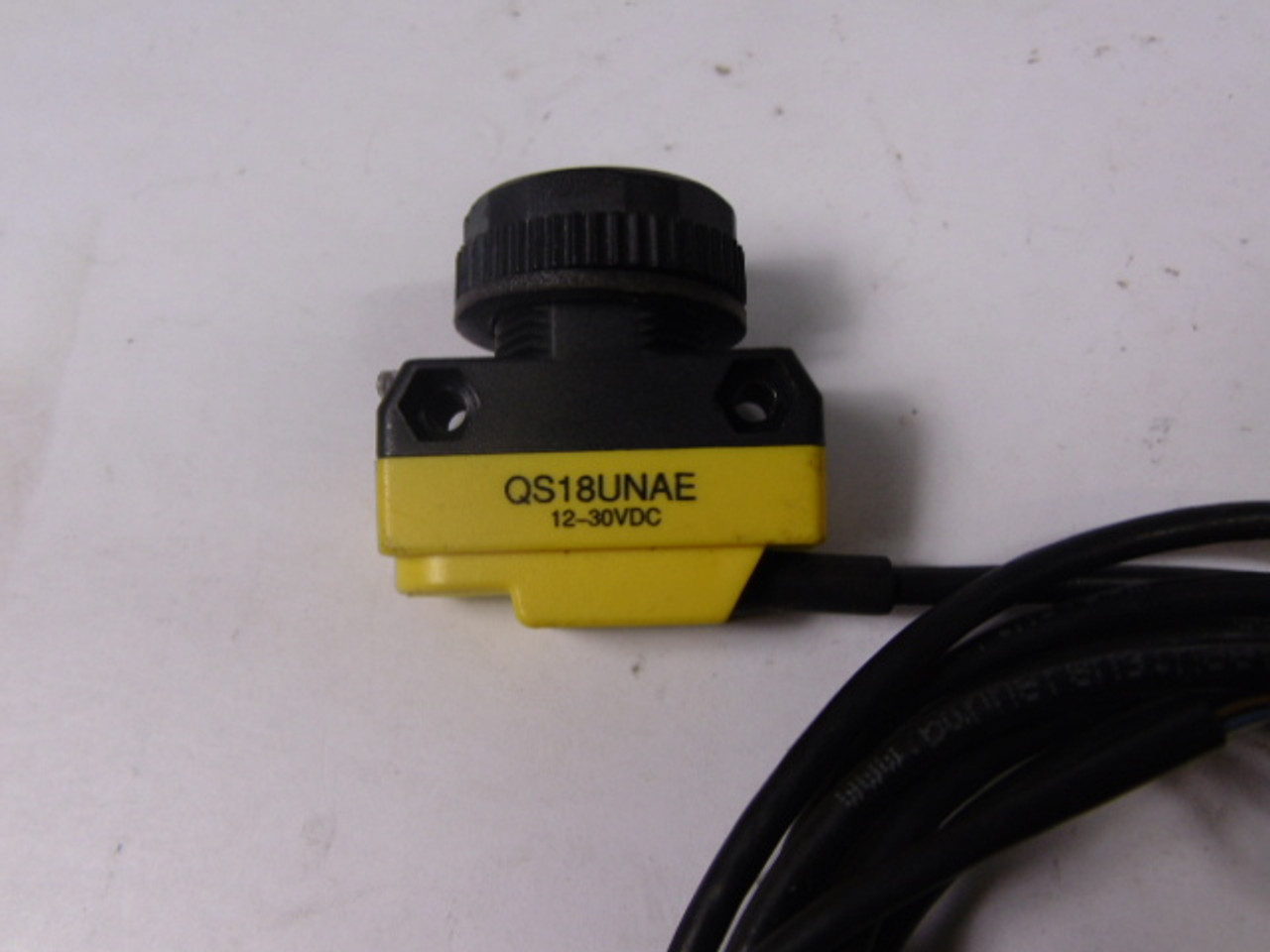 Banner QS18UNAE Ultrasonic Sensor USED