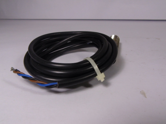 Omron TL-X5F1-E2 Proximity Sensor ! NOP !