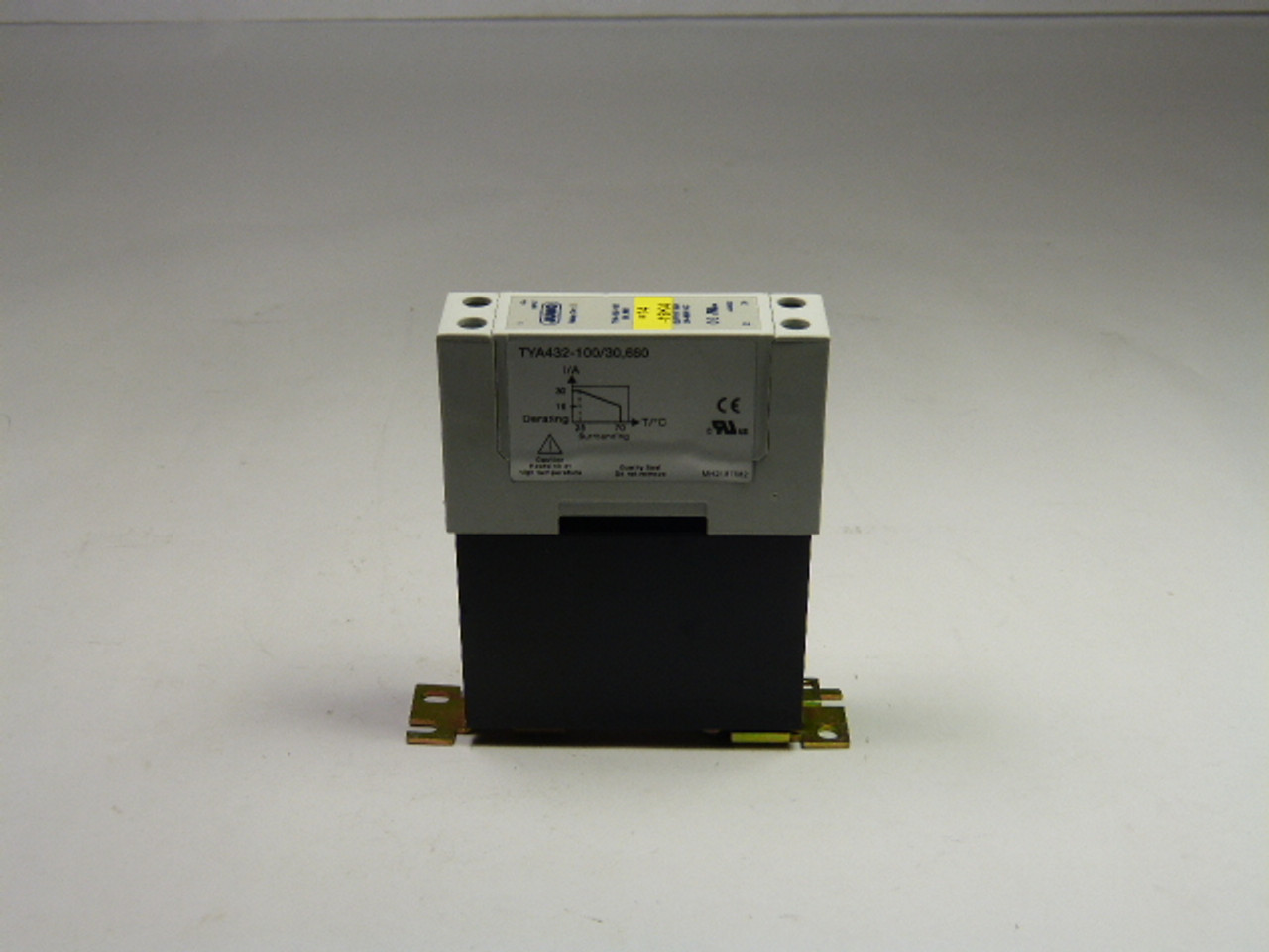 Jumo TYA-432 Thyristor Power Switch TYA-432 30A 660Vac USED