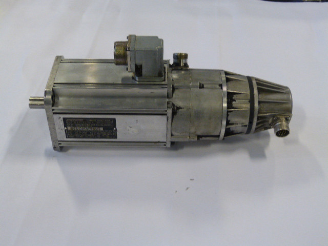 Indramat 225428 Servo Motor 2000RPM 24VDC 6.6Nm 7.9A USED