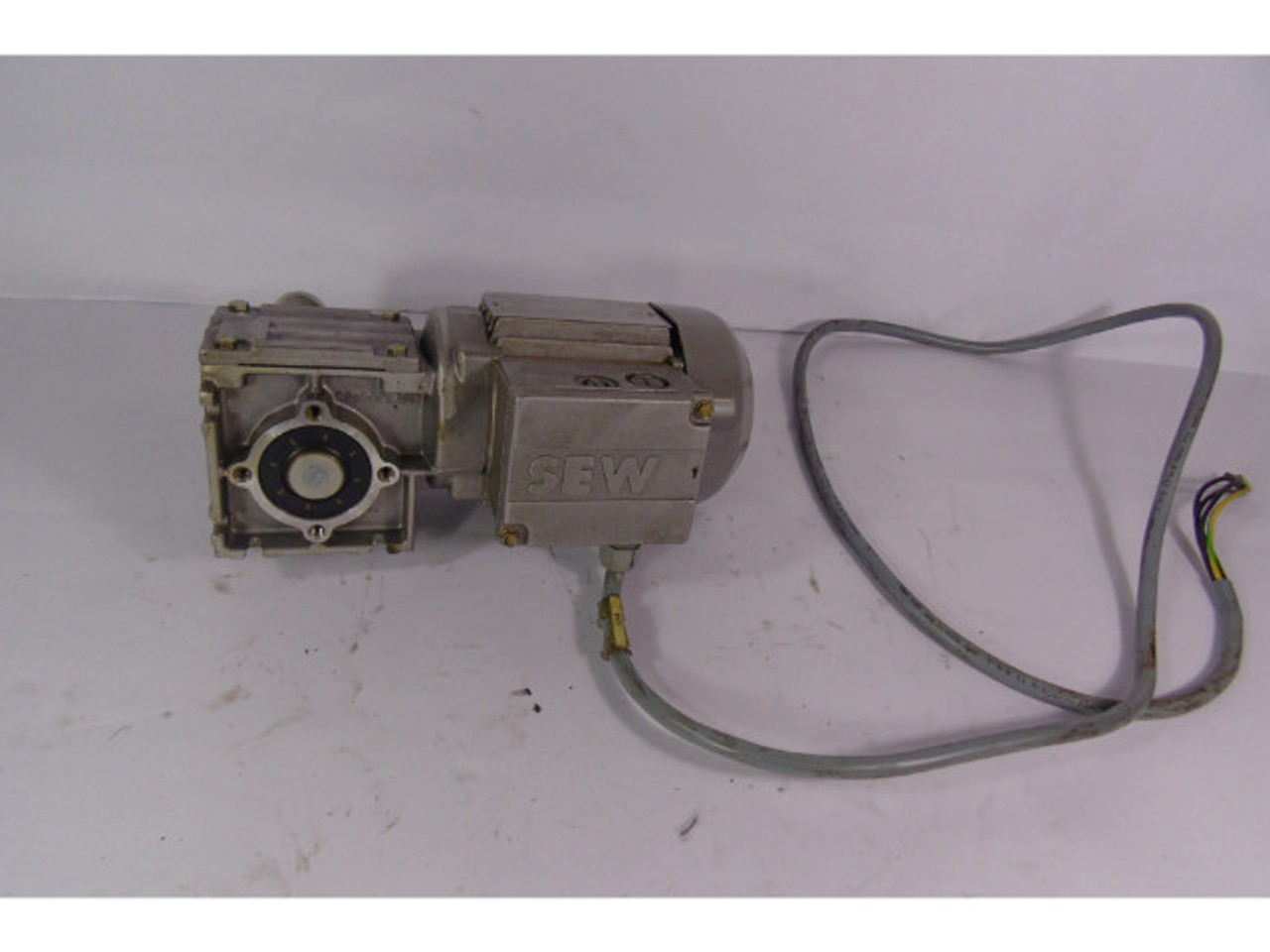 Sew-Eurodrive Gearmotor 0.1/51kW 1640/22RPM 575Y 0.22A USED