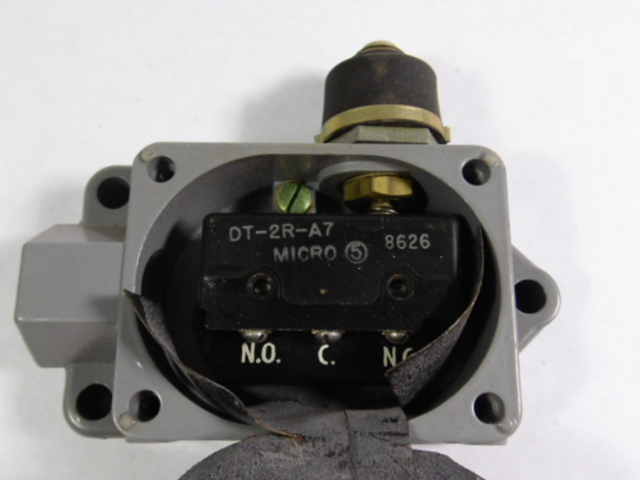 Microswitch DTF2-2RN-RH Limit Switch 10A 125/250VAC Missing Cover ! AS IS !