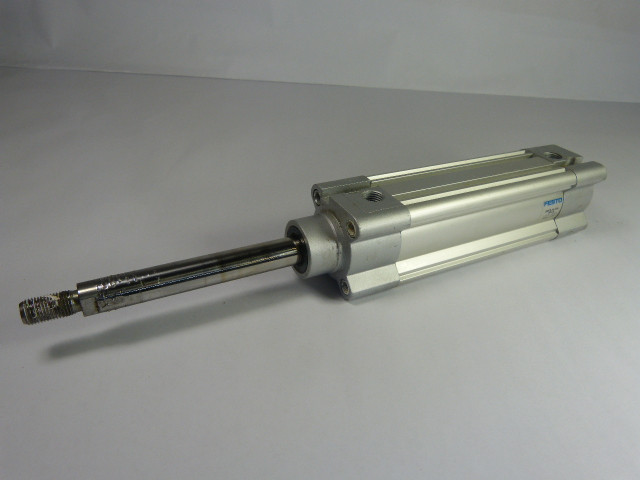 Festo DNCB-40-100-PPV-A Pneumatic Cylinder 40mm Bore 100mm Stroke USED