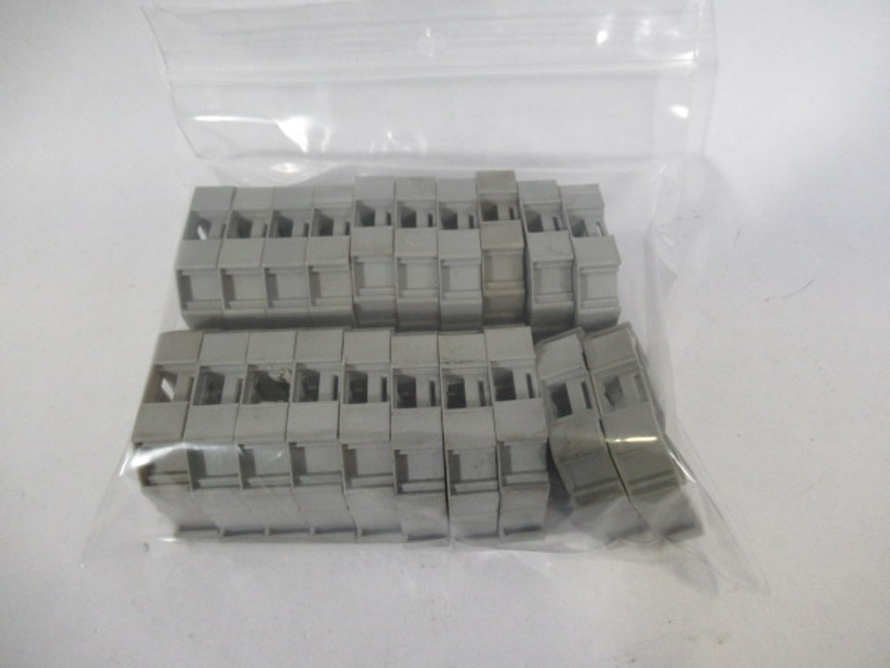Wago 249-117 Screw-less Terminal Block End Stop 10mm Gray Lot of 20 USED
