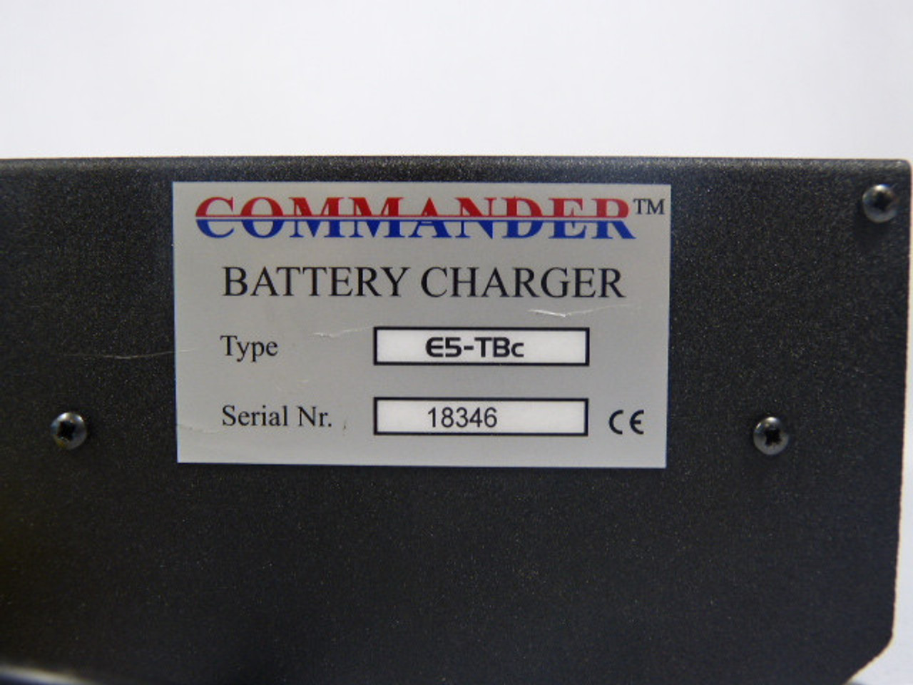 Commander E5-TBc Battery Charger USED