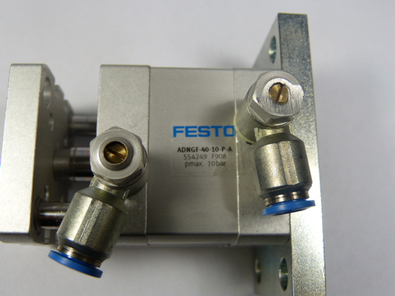 Festo ADNGF-40-10-P-A Compact Cylinder 40 Mm Bore 10MM Stroke 554249 USED