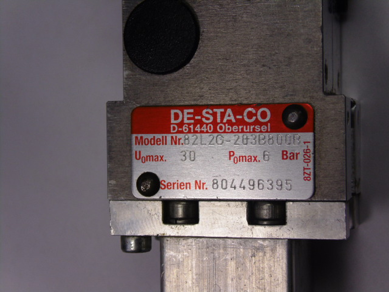 Destaco 82L2G-203B800B Pneumatic Power Clamp Compressor USED