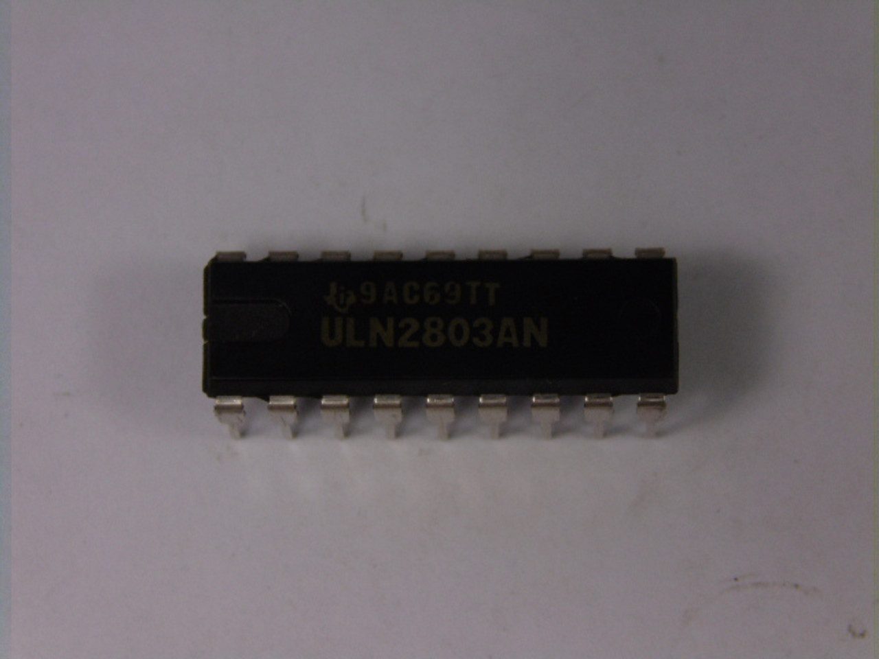 Texas Instraments ULN2803AN Transistor Array USED