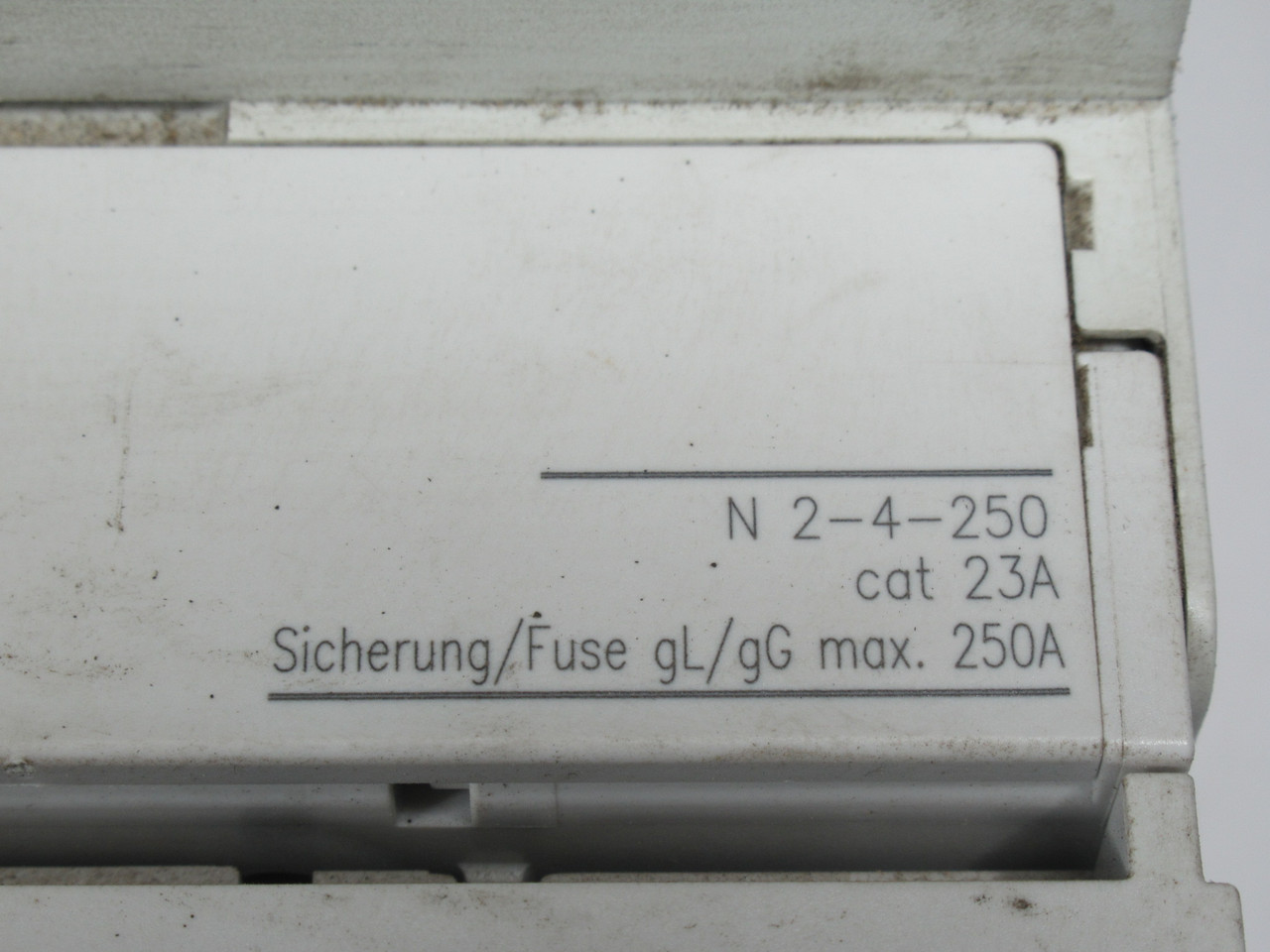 Moeller N-2-4-250 Disconnect Switch Assembly 250Amp USED