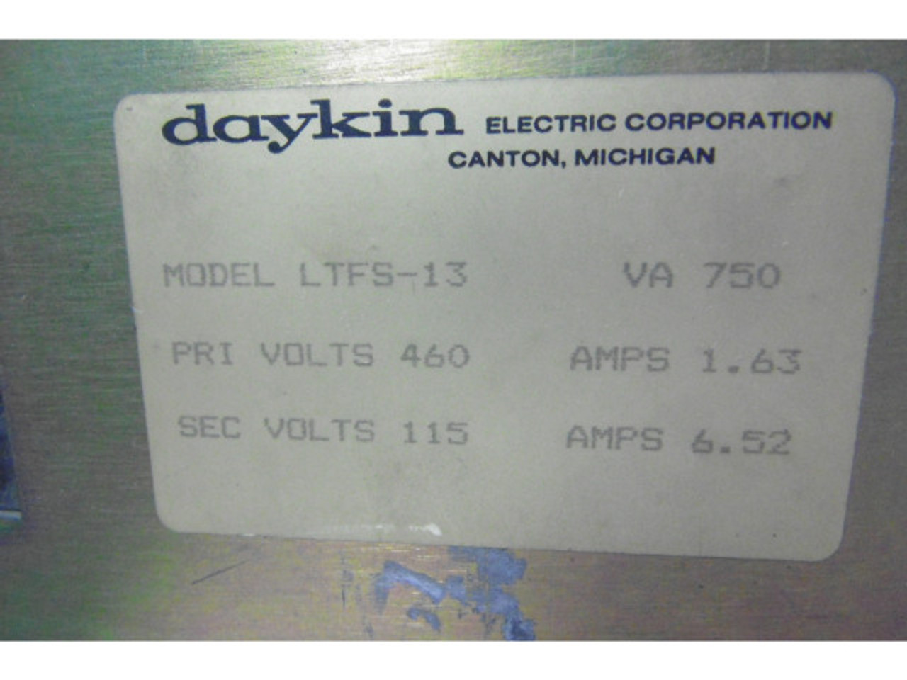 Daykin LTFS-13 Transformer Disconnect USED