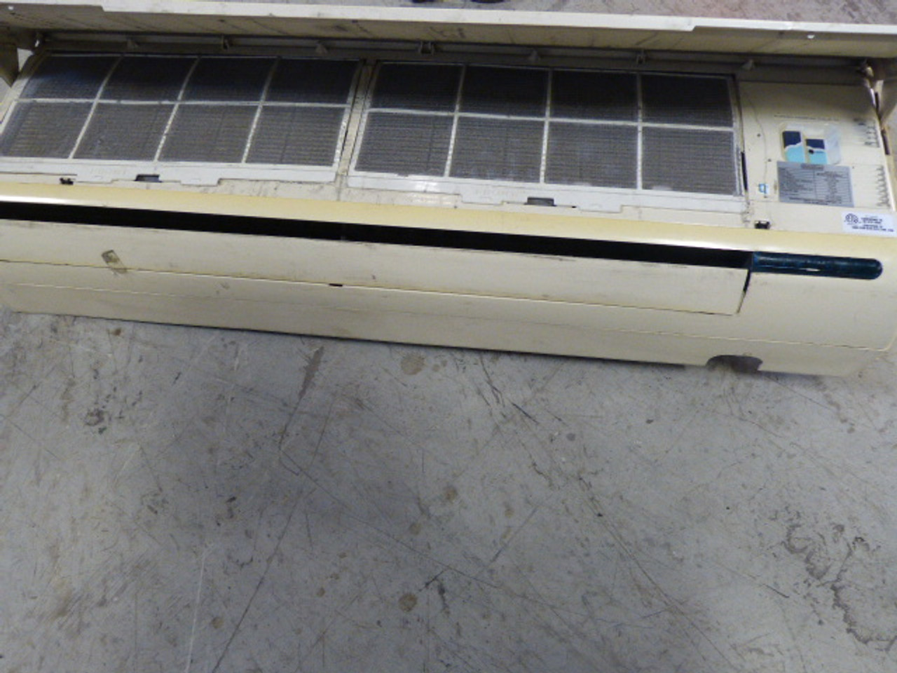 Goodman WMC24-1A Air Conditioning Unit 208-230V 1Ph 60Hz 15A USED