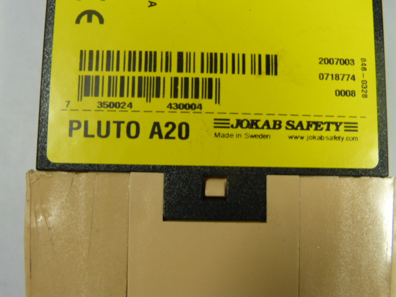 Jokab Safety PLUTO-A20 PLC Safety Module 24Vdc I/O *Cos Dmg* USED