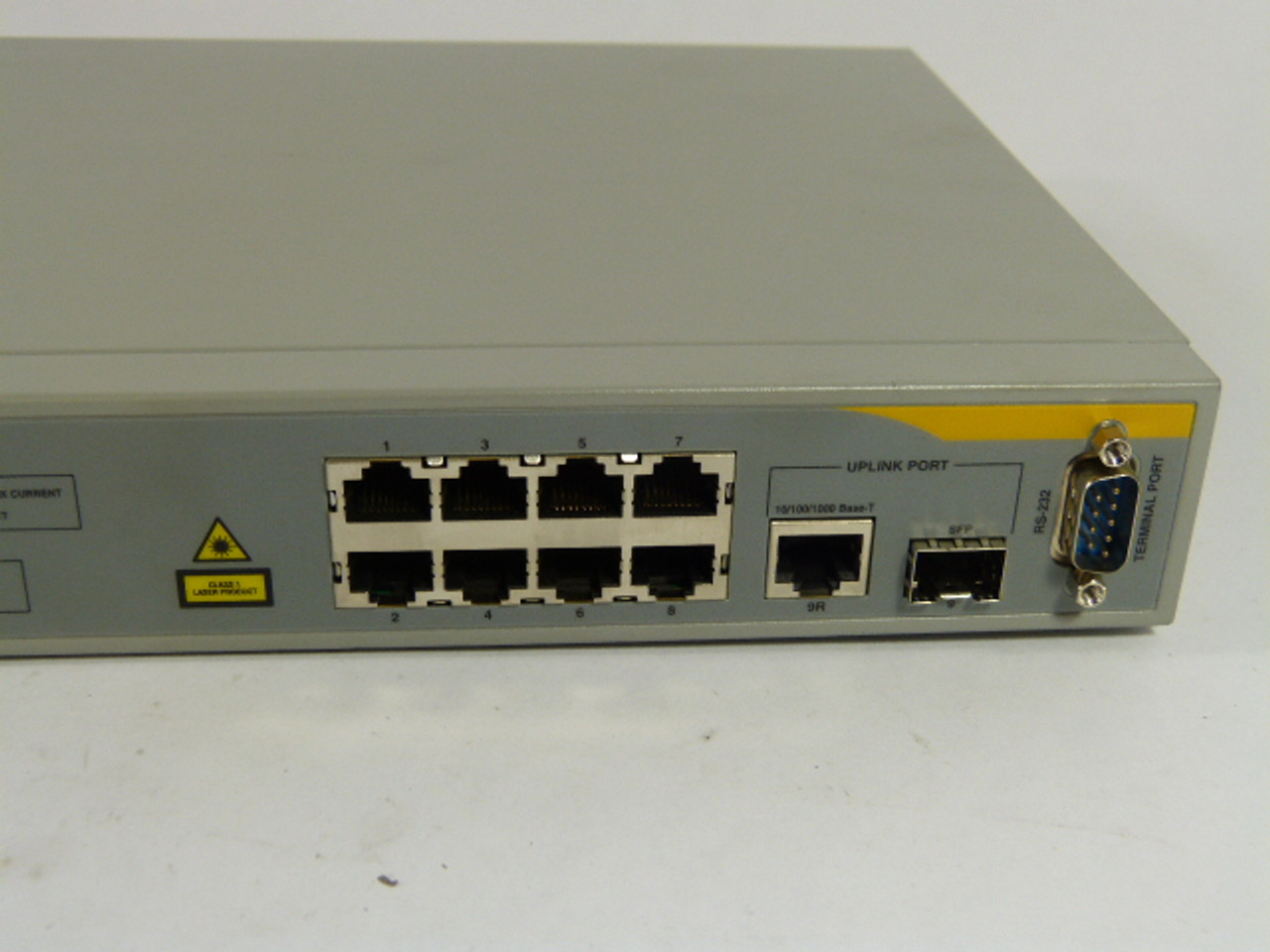 Allied Telesyn AT-8000/8POE 8 Port 10/100TX Ethernet Port Switch ! NOP !