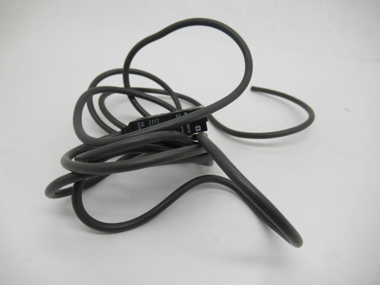 Omron E3S-AT91-D Photoelectric Sensor 10-30VDC USED