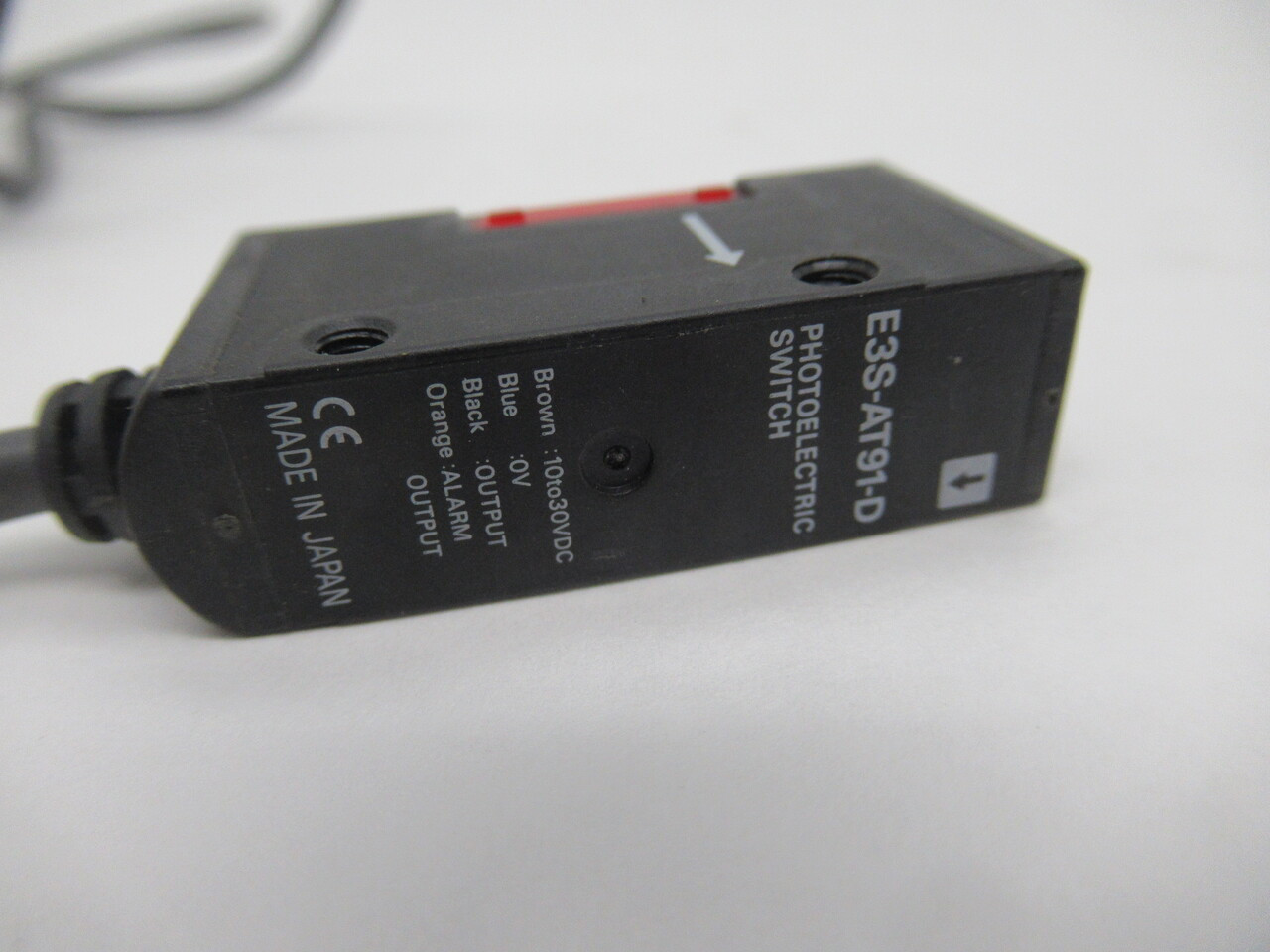 Omron E3S-AT91-D Photoelectric Sensor 10-30VDC USED