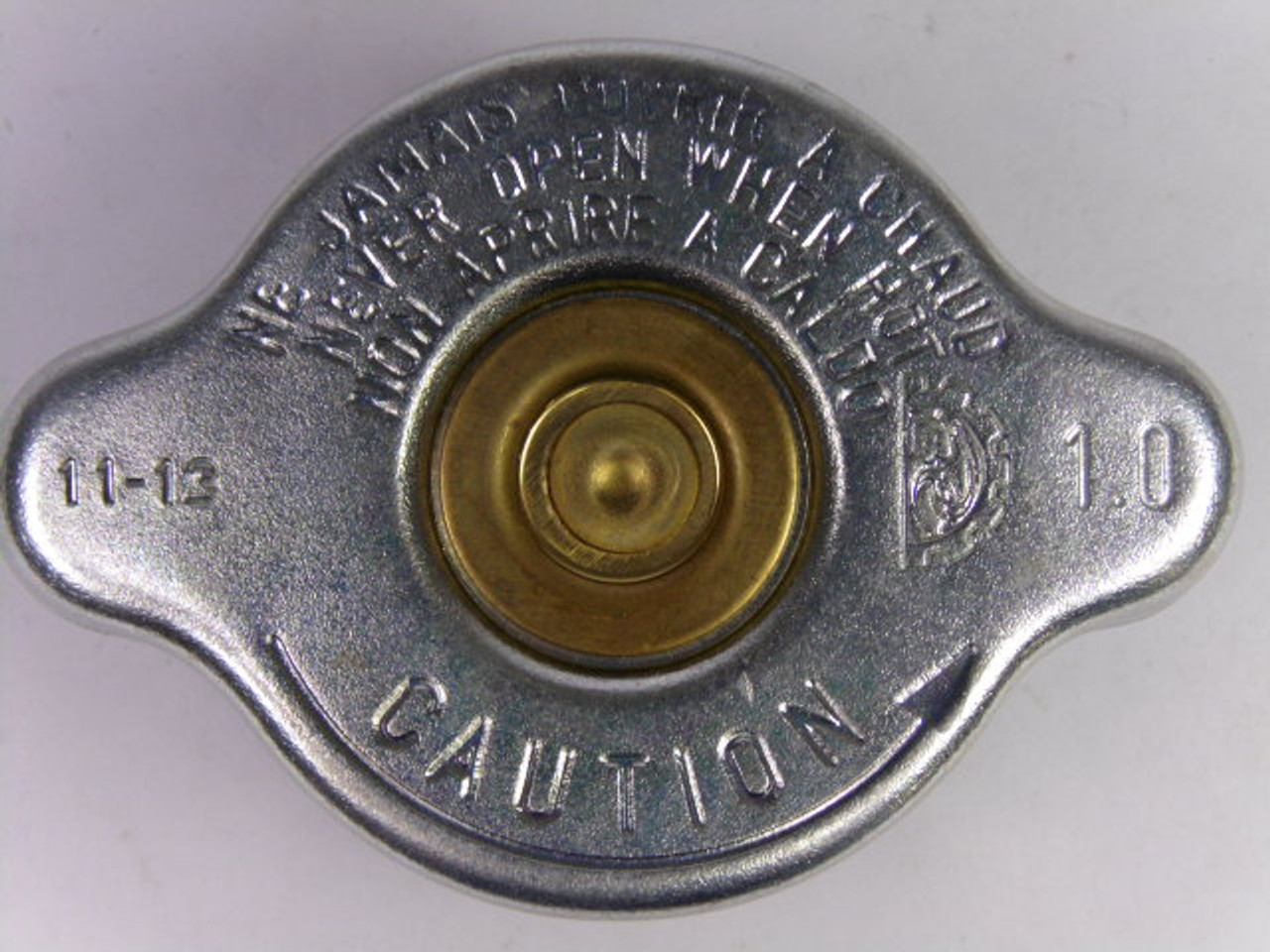 Generic 11-13-1.0 Radiator Cap USED