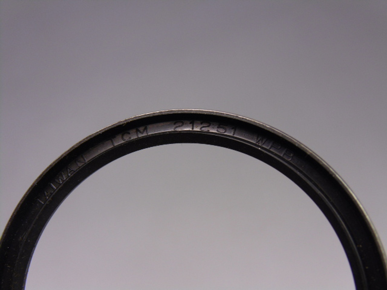 TCM 21251-WPB Oil Seal 2 1/2IN USED