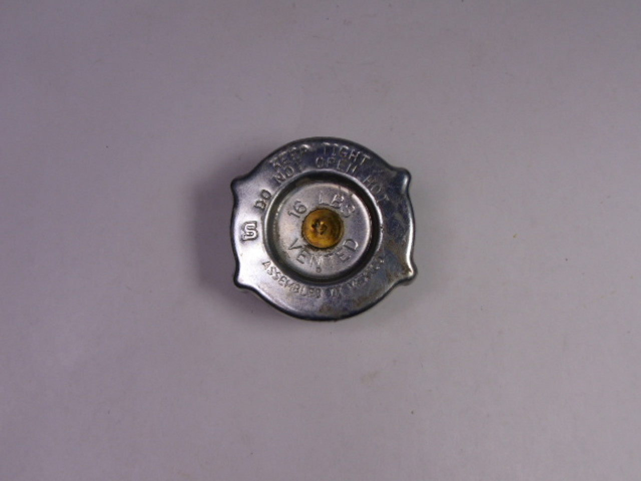 Generic L-3 Radiator Cap USED