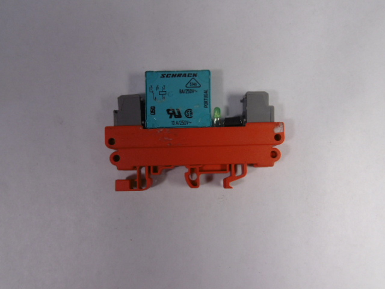 Entrelec 002032326 RM111A-110VAC Relay USED