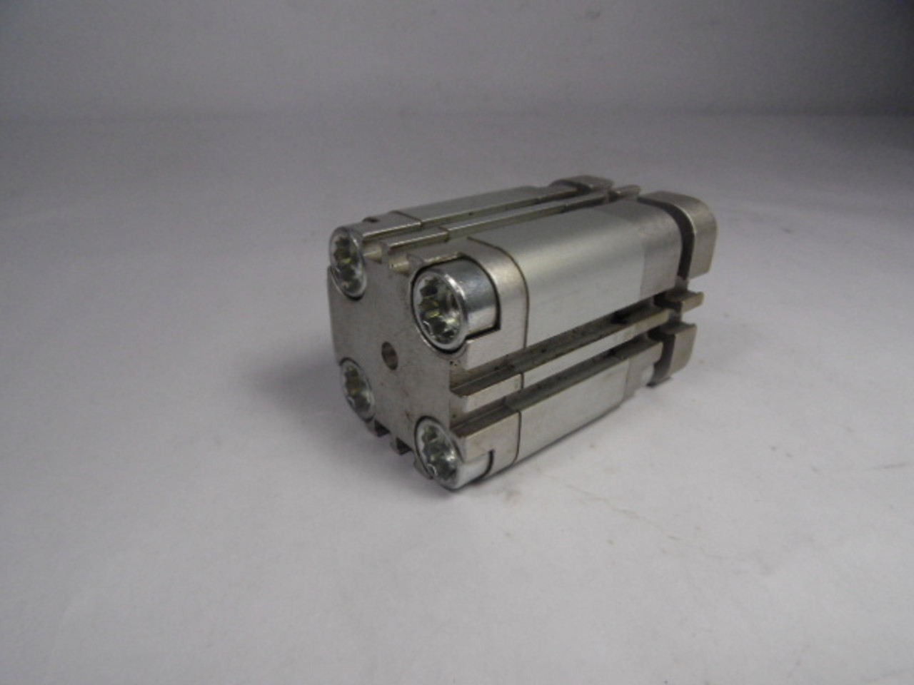 Festo ADVUL-32-20-P-A Compact Cylinder USED