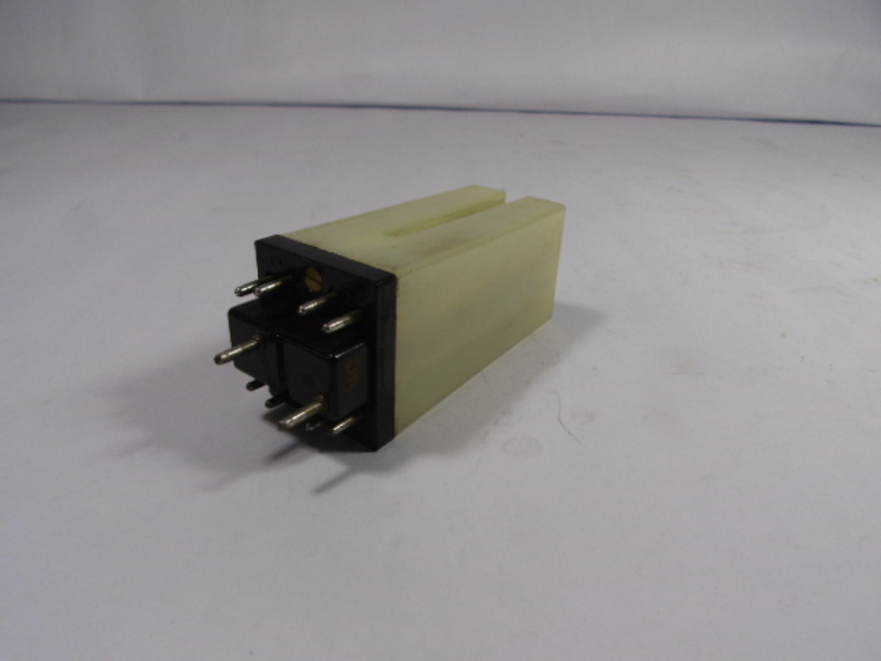 General Electric CR245A113A Relay USED