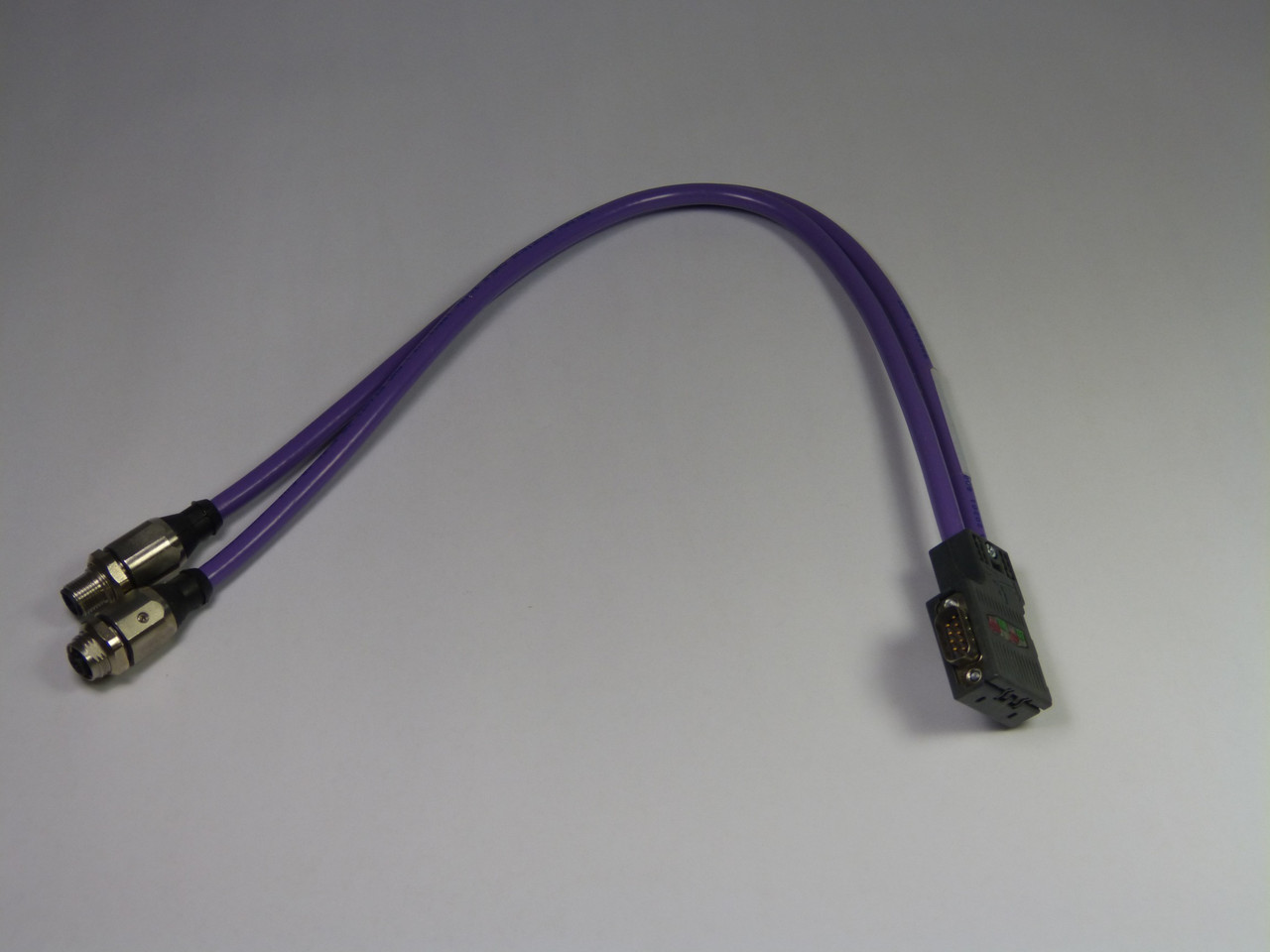 Turck FSSDWE-D9S-FKSDWE-4571-0.5M-0.5M Female Profibus Cable And Cordset USED