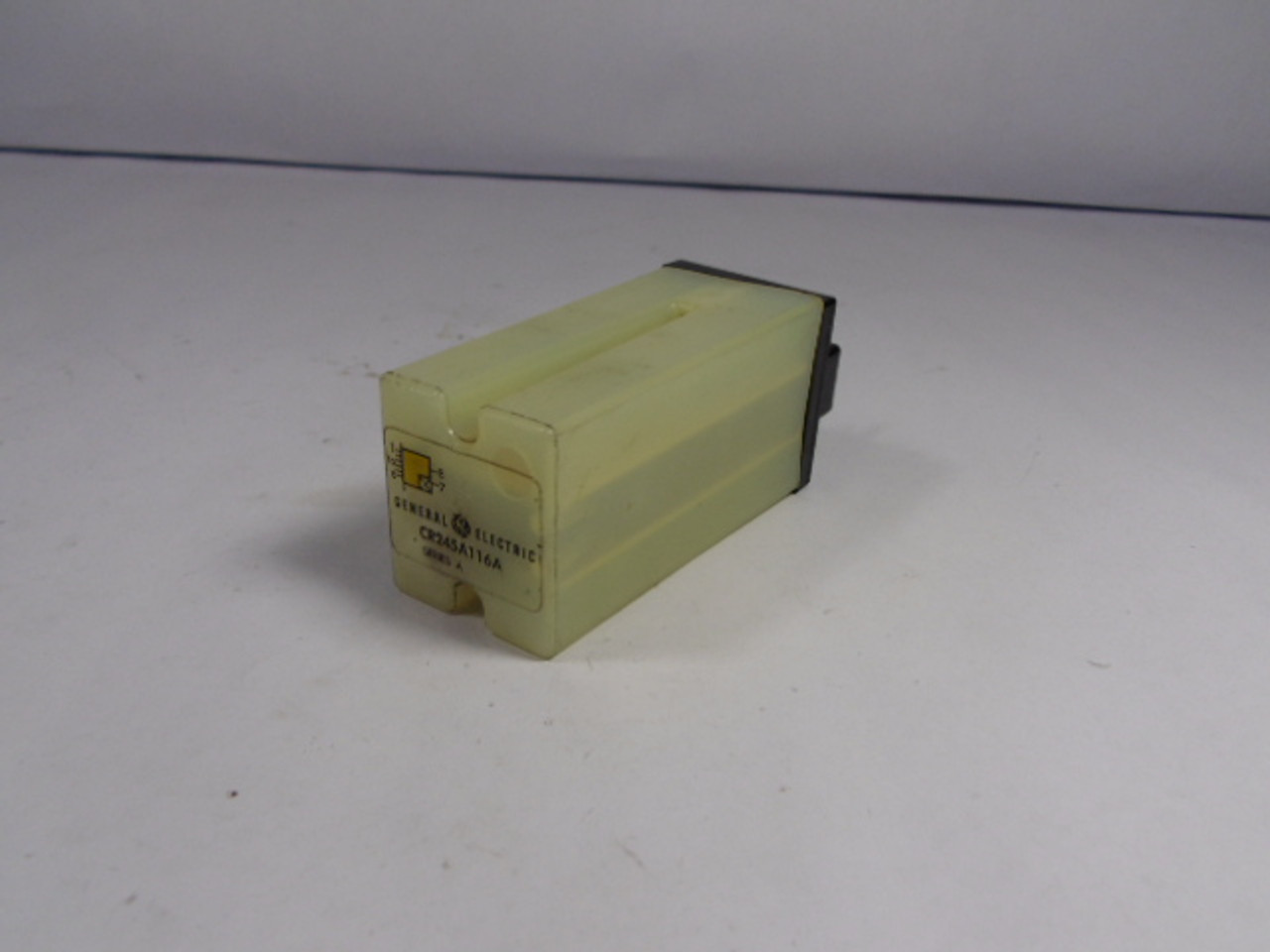 General Electric CR245A116A Relay USED