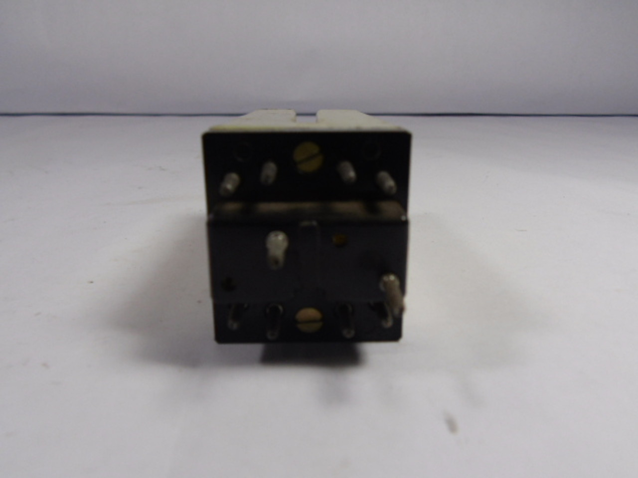 General Electric CR245B113A Relay USED