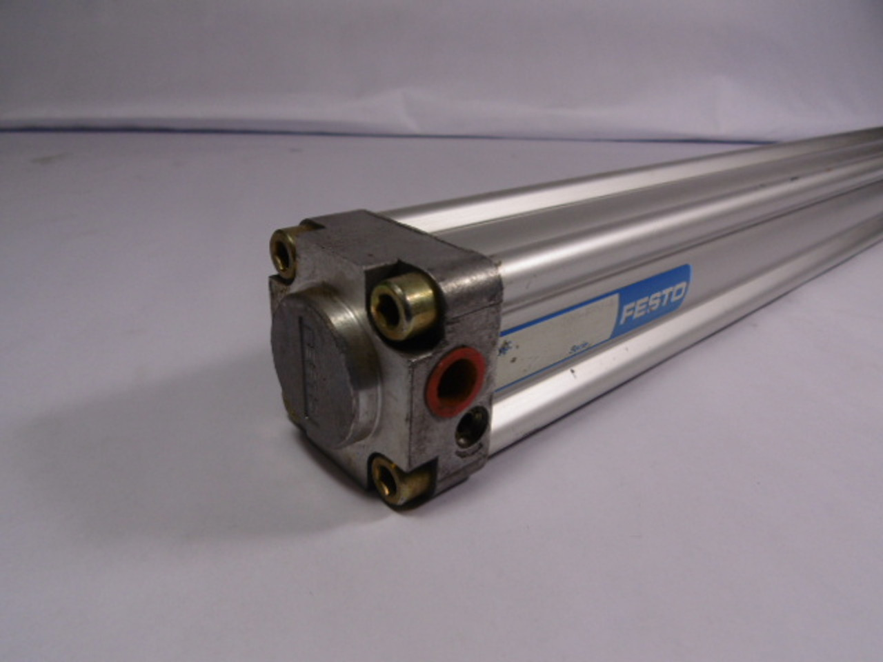 Festo DNU-40-700-PPV-A Pneumatic Cylinder 4MM Bore 700MM Stroke USED