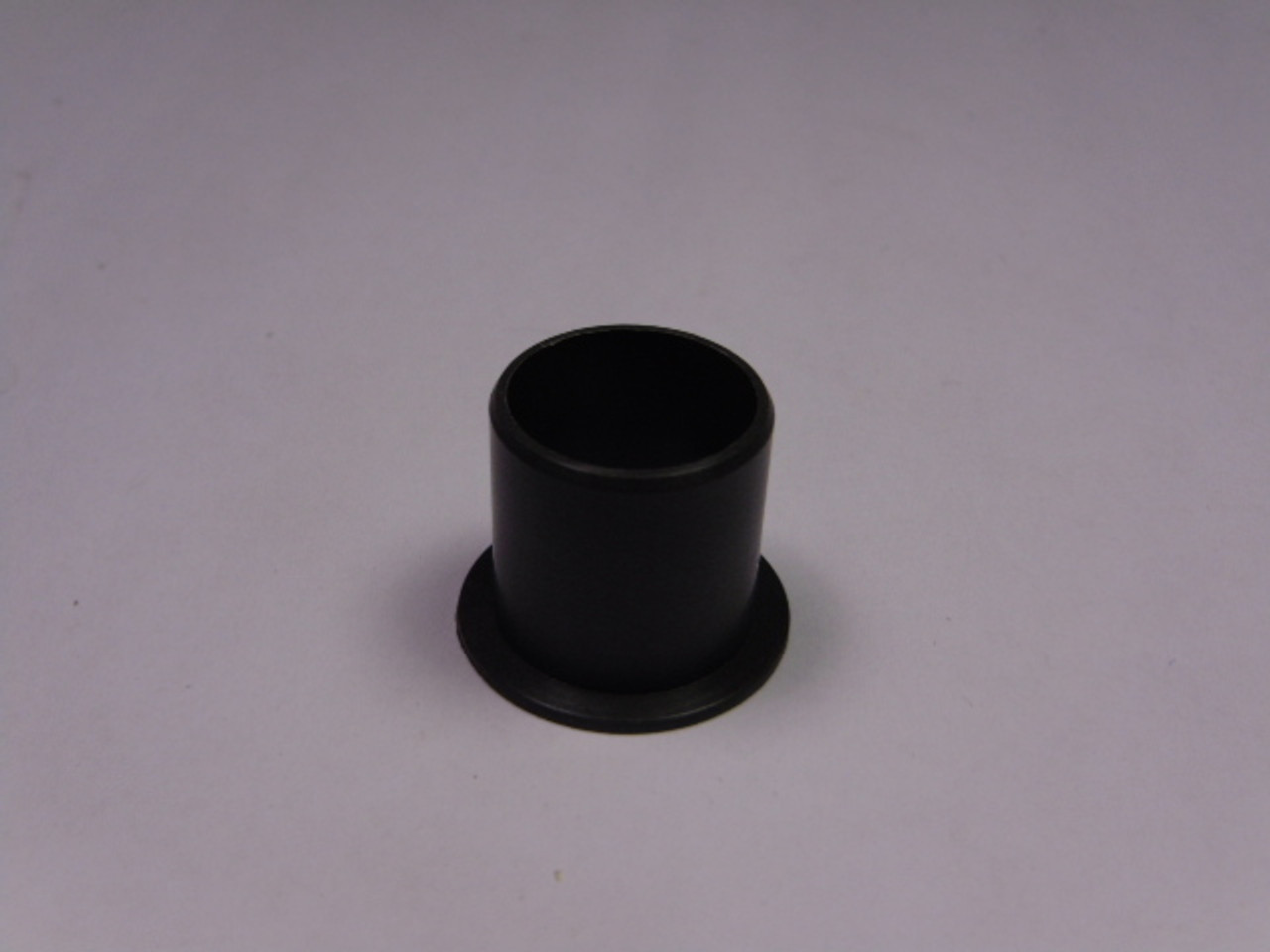 Tennant 72777 Plastic Flange Bearing Bushing ! NOP !