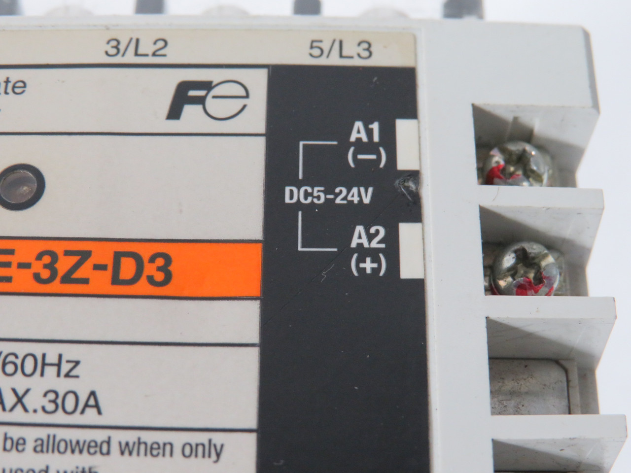 Fuji Electric SS302E-3Z-D3 Solid State Contactor W/Heat Sink SX1-D10 24VDC USED