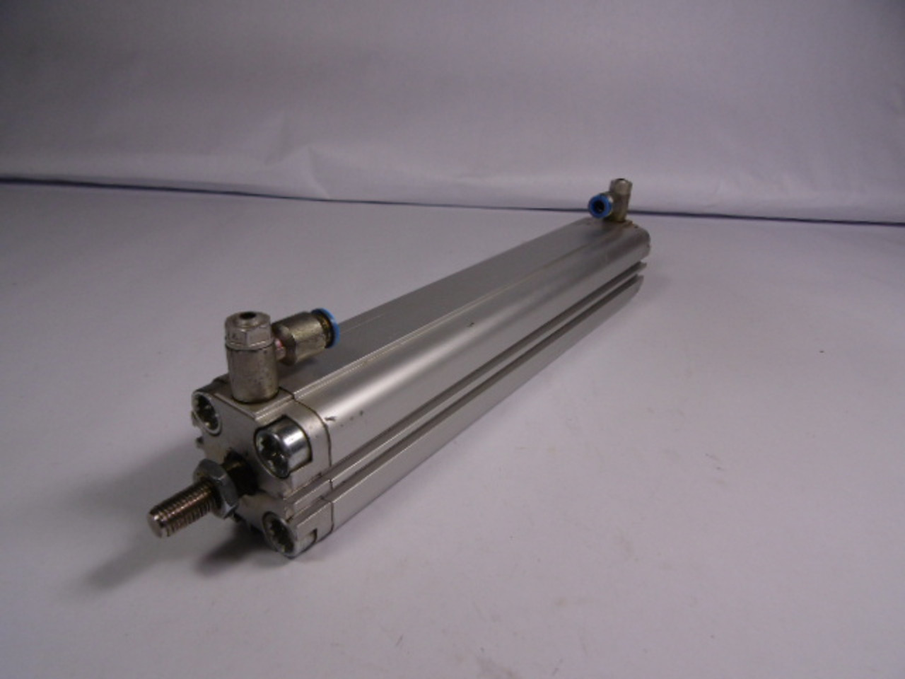 Festo ADVU-32-250-A-P-A Pneumatic Cylinder 32mm Bore 250mm Stroke USED