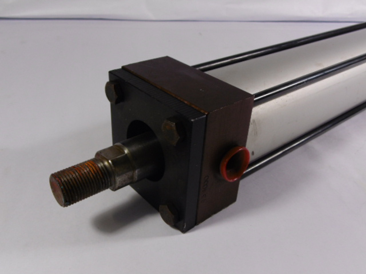 Generic P2AM-28A6D-CAA2 Pneumatic Cylinder USED