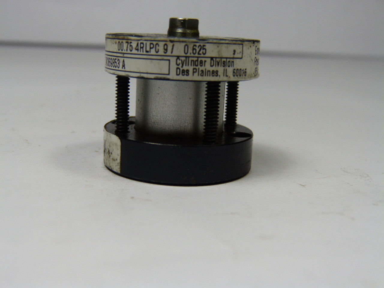 Parker 0.754RLPC9/0.625 Pneuamtic Cylinder .75" Bore 0.625" Stroke USED